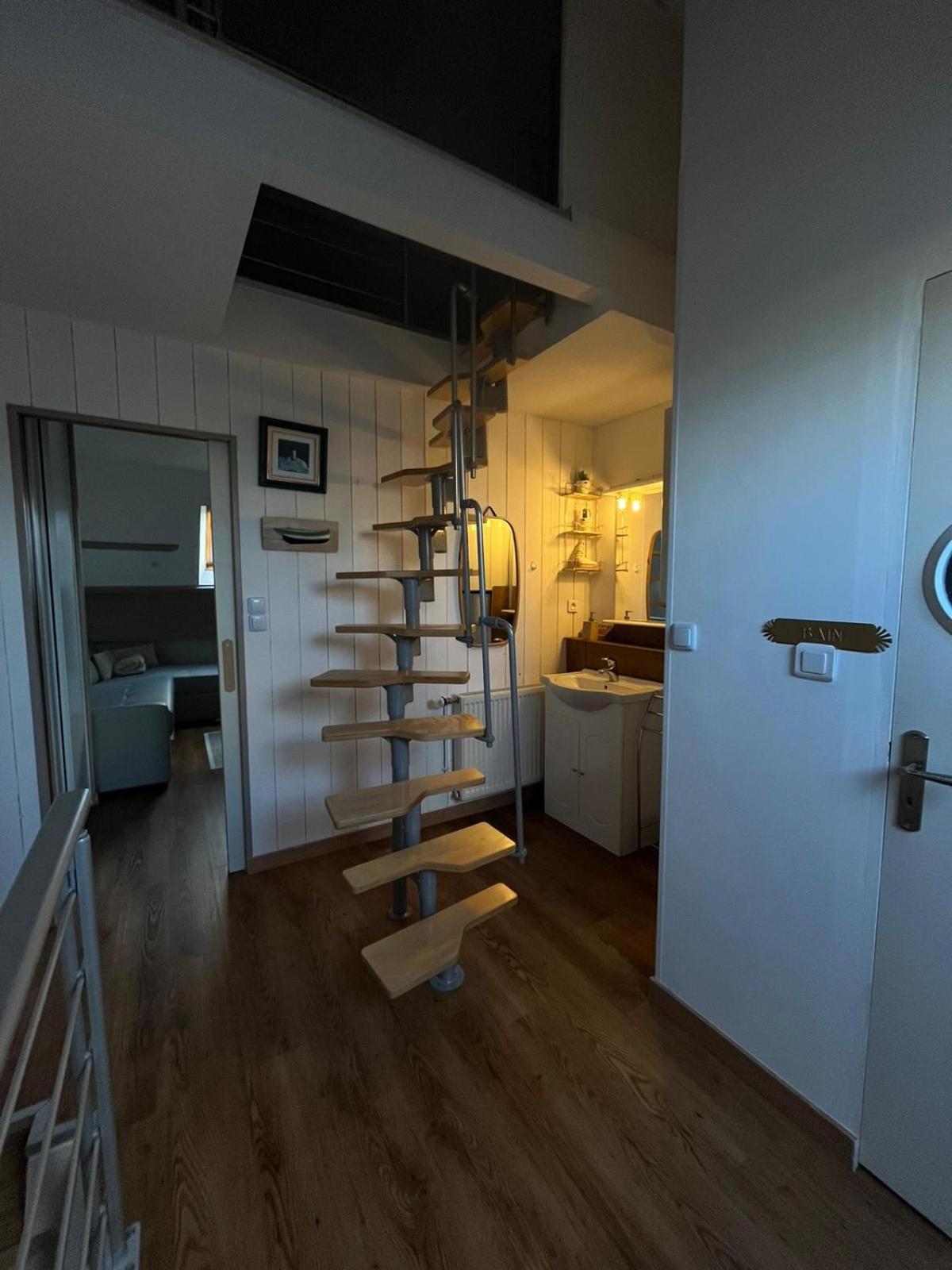 Appartement Type Loft Avec Terrasse Cherbourg-en-Cotentin Kültér fotó